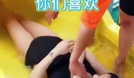 泳装双人动作爆料视频,激情四溢，画面令人心跳加速